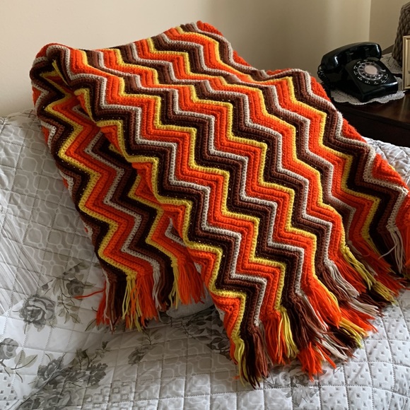 Vintage Crocheted Chevron Blanket - Picture 5 of 5